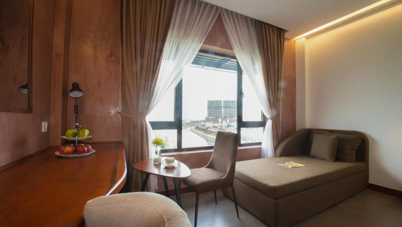 Almond Hotel Bassac River Πνομ Πενχ Εξωτερικό φωτογραφία