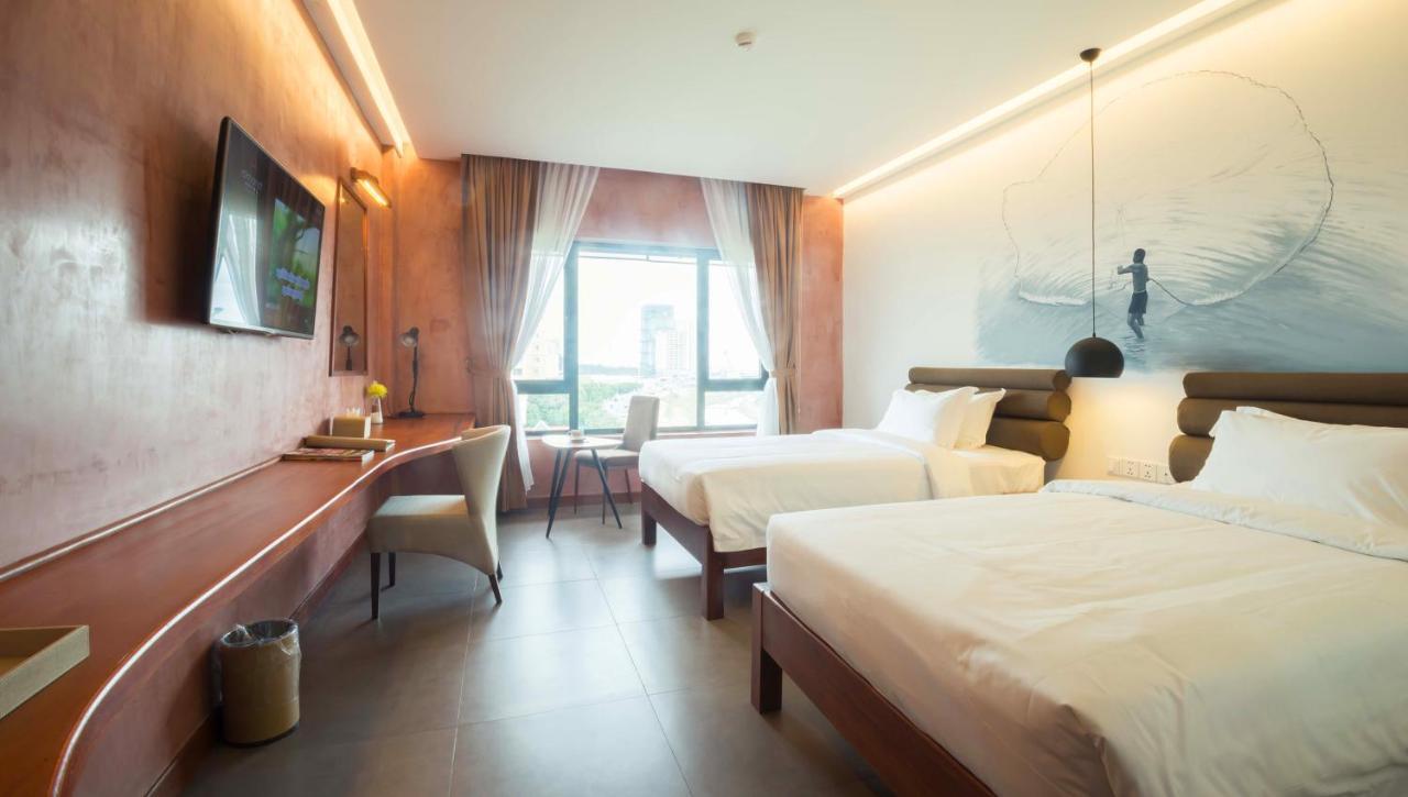 Almond Hotel Bassac River Πνομ Πενχ Εξωτερικό φωτογραφία