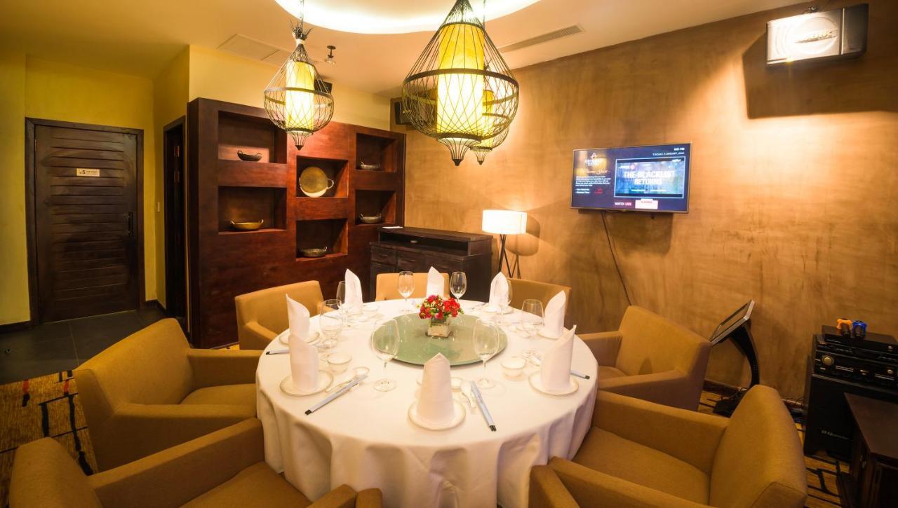 Almond Hotel Bassac River Πνομ Πενχ Εξωτερικό φωτογραφία