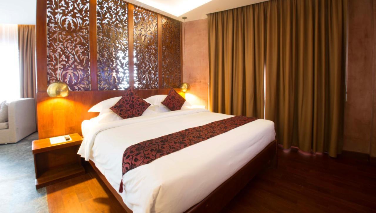 Almond Hotel Bassac River Πνομ Πενχ Εξωτερικό φωτογραφία